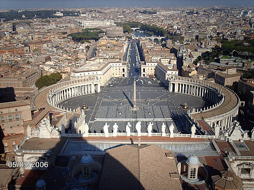 Vatikan - pogled s kupole Svetog Petra